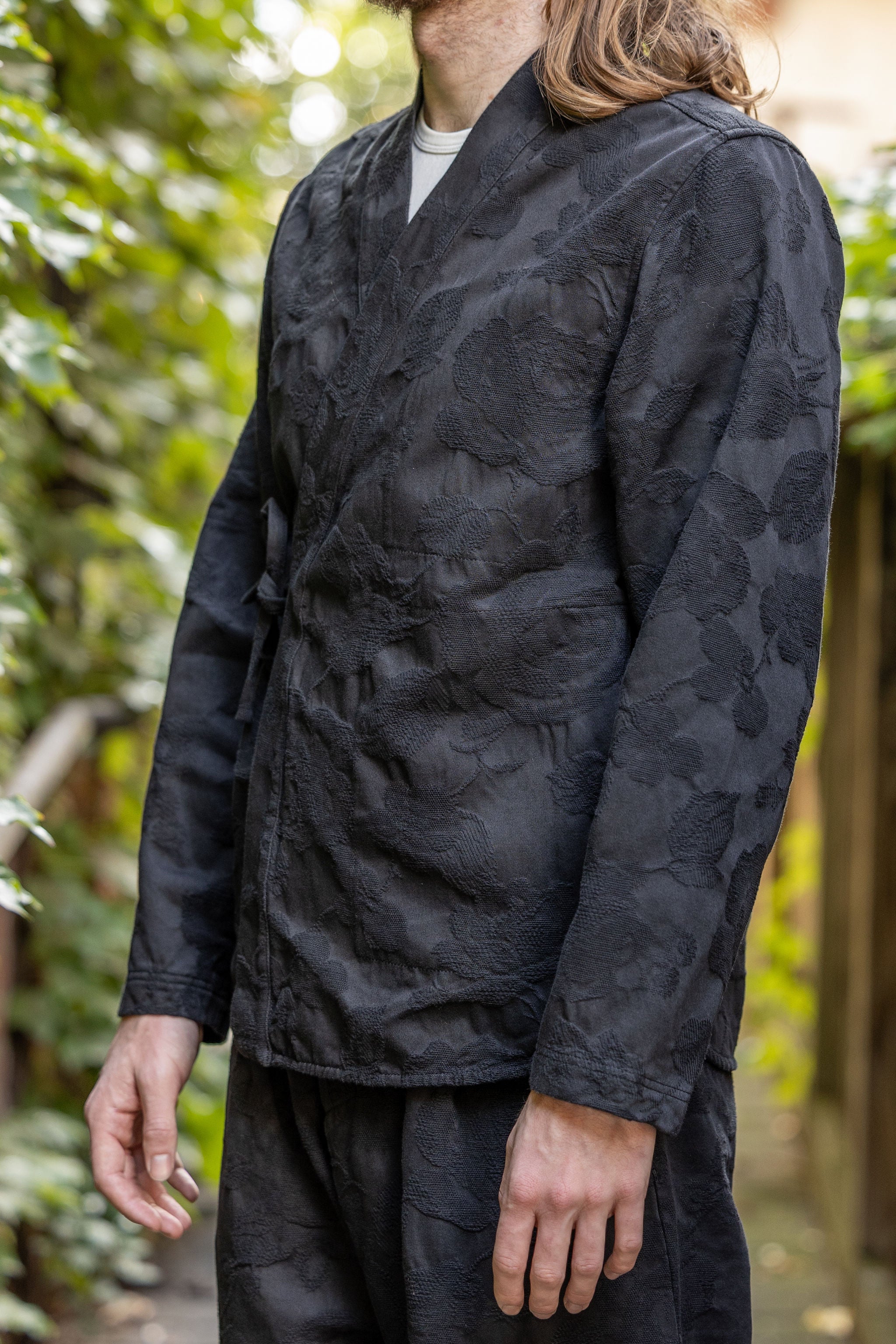 Hansen Garments Roman Loose Cut Jacket - Black Flowers - Image 2