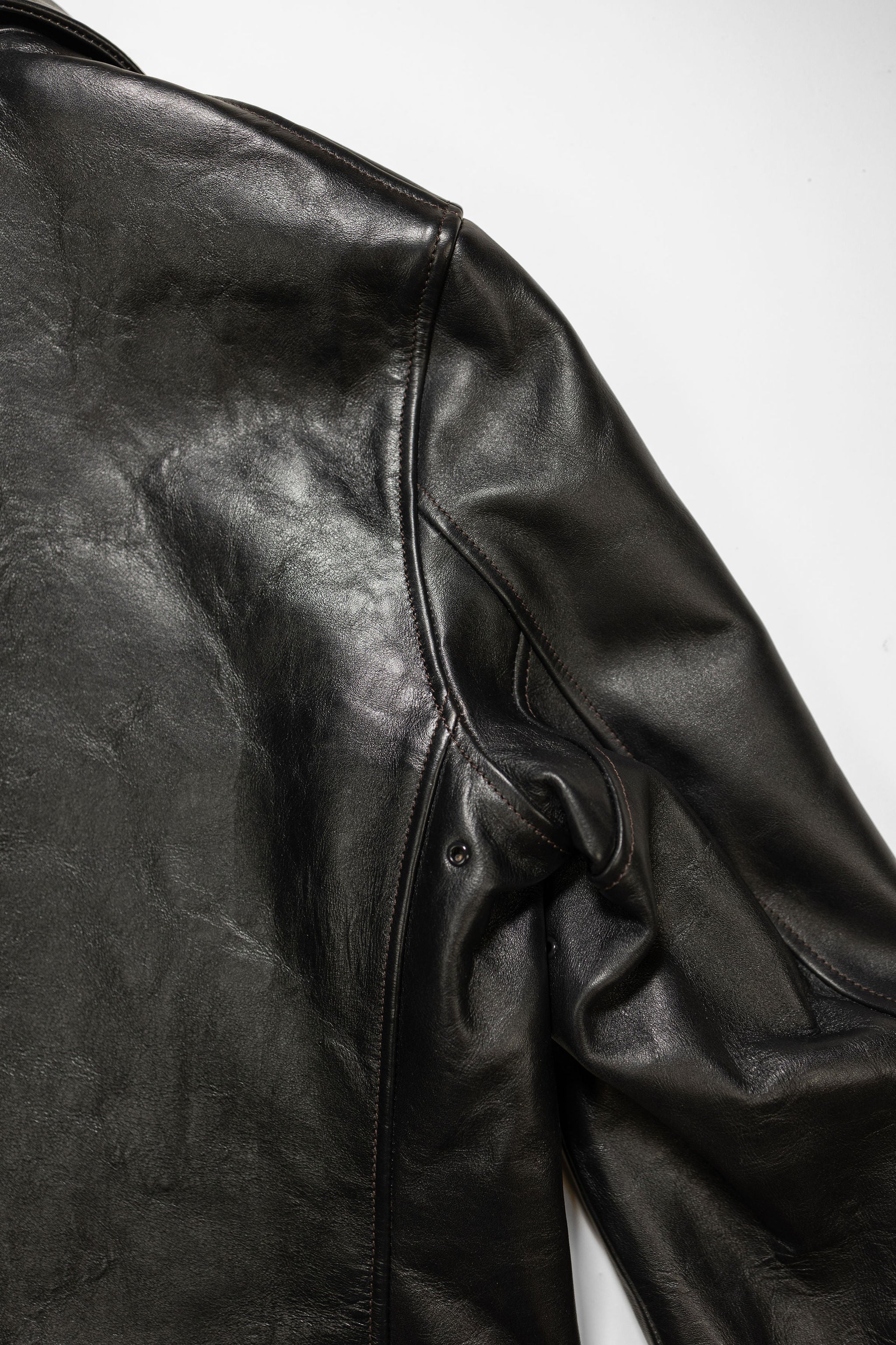 Double Helix Hugging The Curve - Black Teacore Horsehide - Image 12
