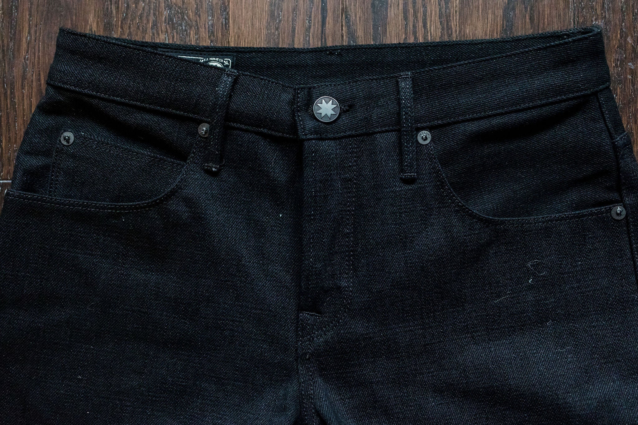 Freenote Cloth Avila - 17oz Black Slub - Image 4