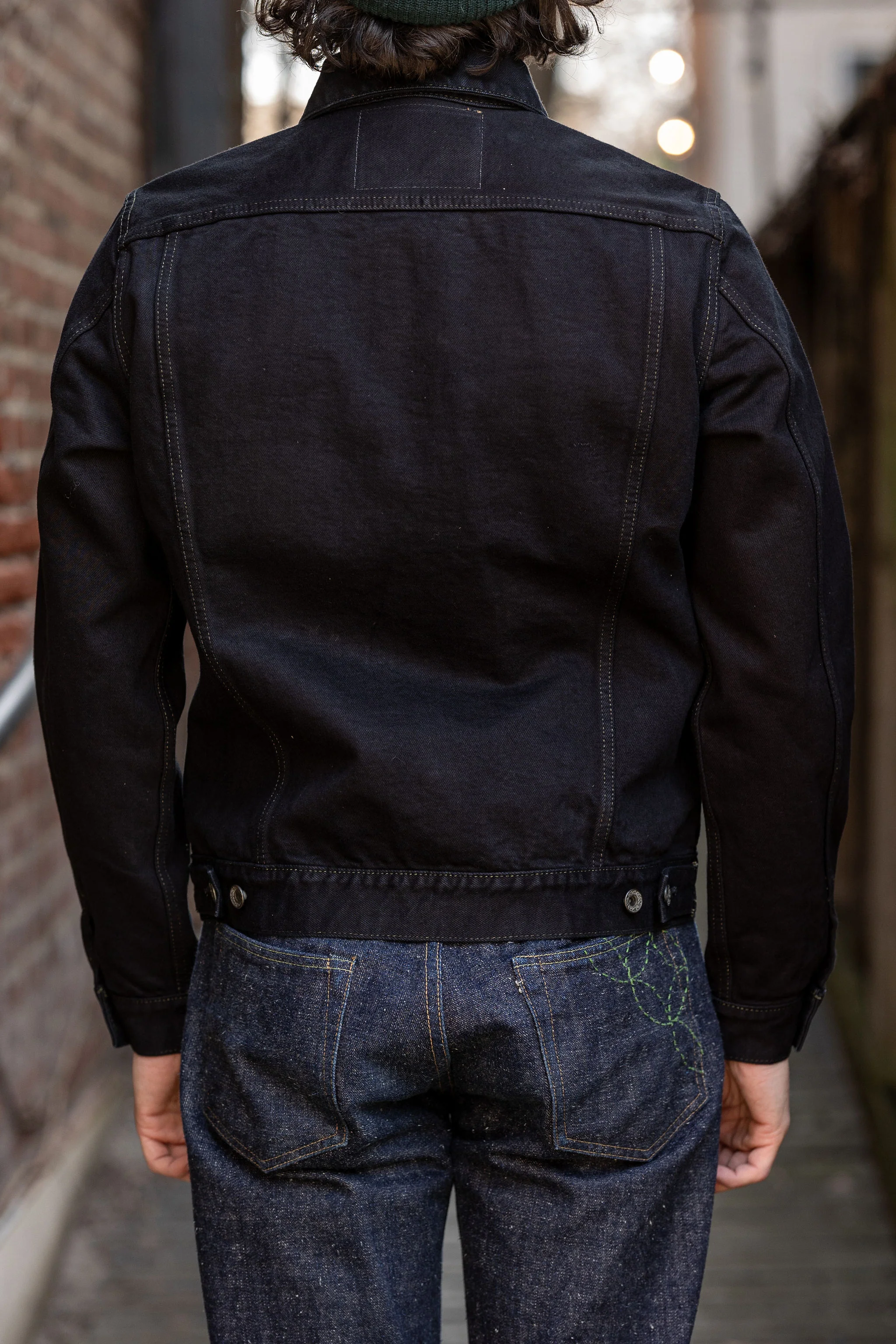 Iron Heart IH-526-142OD 14oz Selvedge Denim Modified Type III Jacket - Indigo Overdyed Black - Image 3