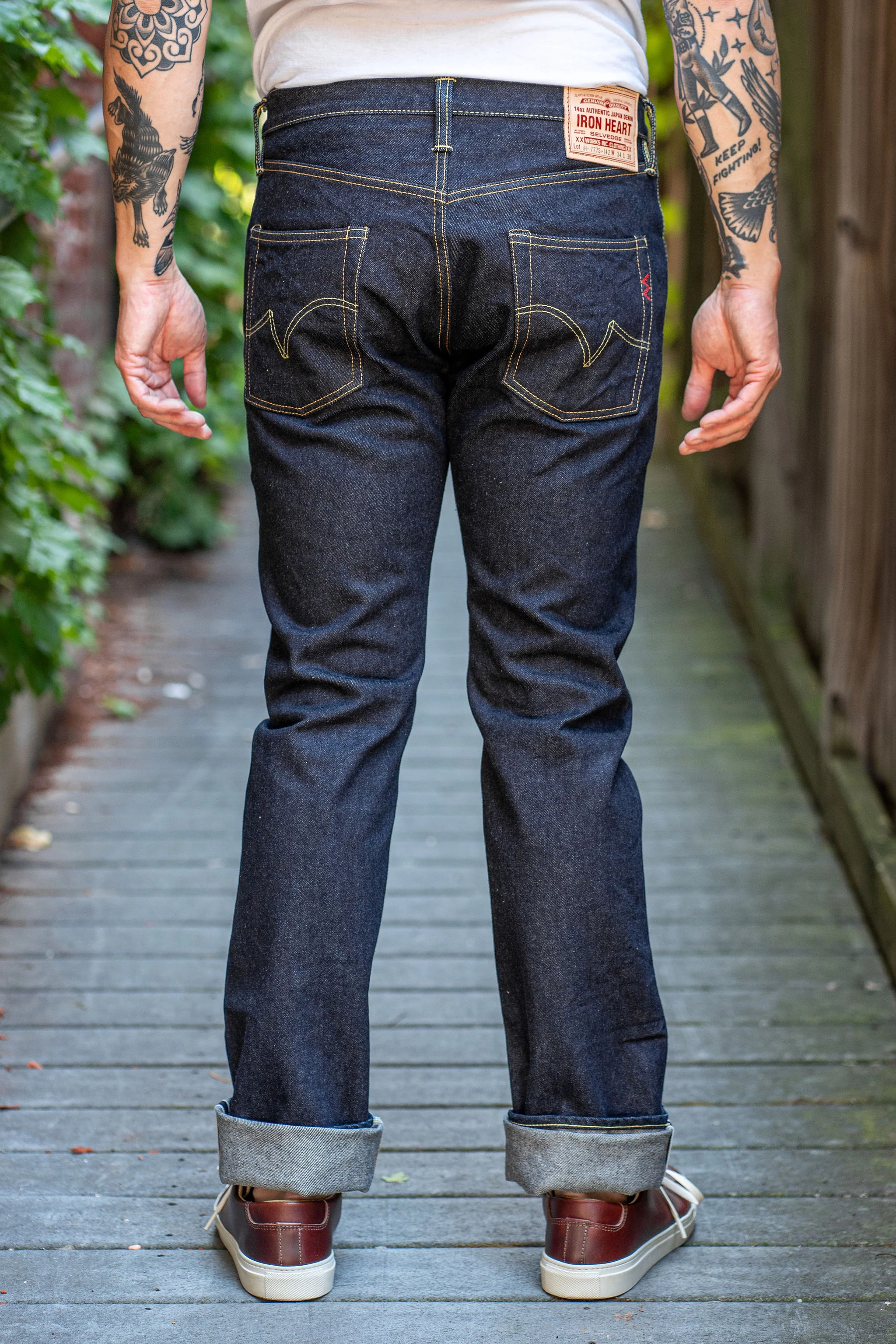 Iron Heart IH-777S-142 14oz Selvedge Denim Slim Tapered Jeans - Indigo - Image 3