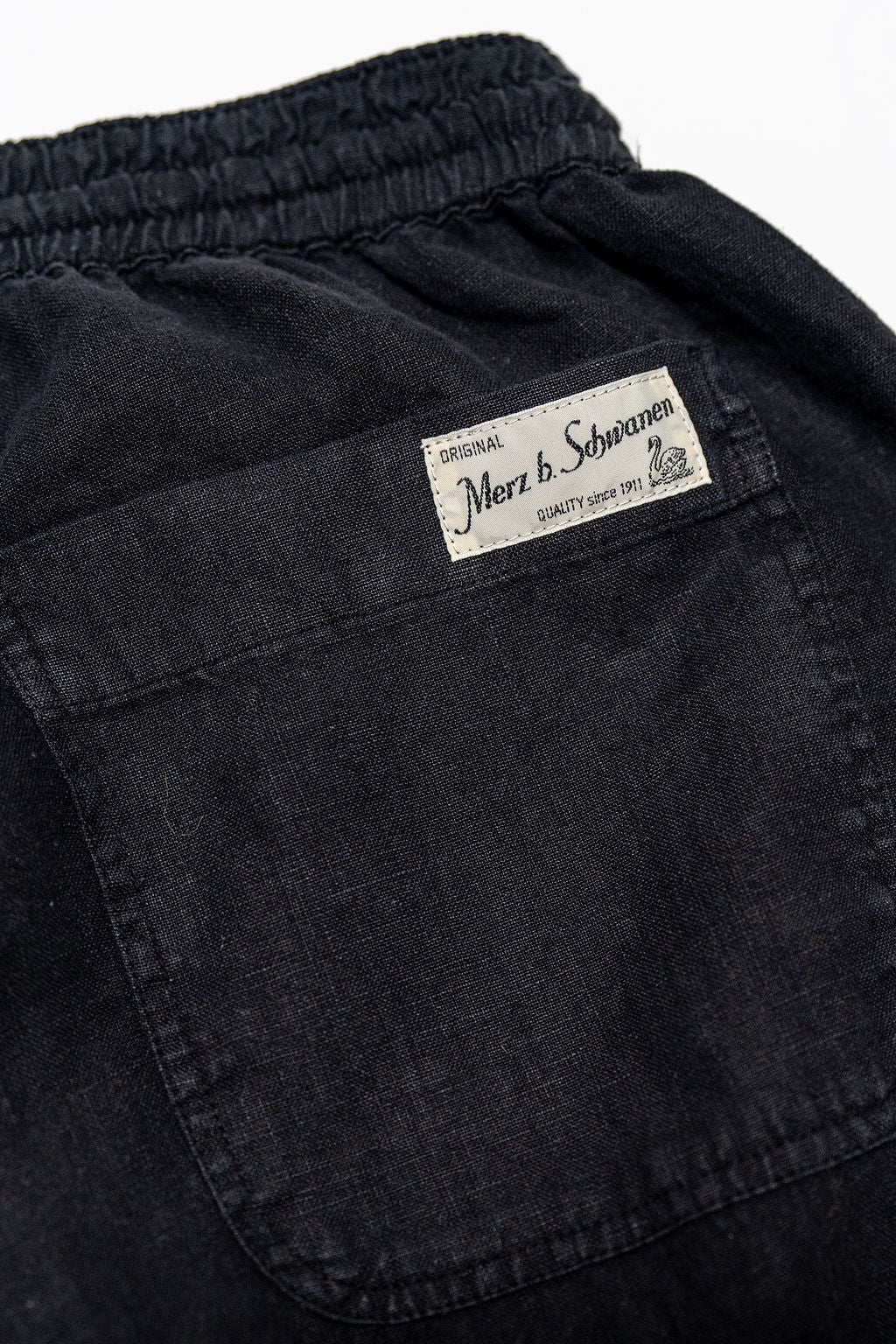 Merz b. Schwanen PANTS05LI Linen Workers Drawstring Pants - Deep Black - Image 6