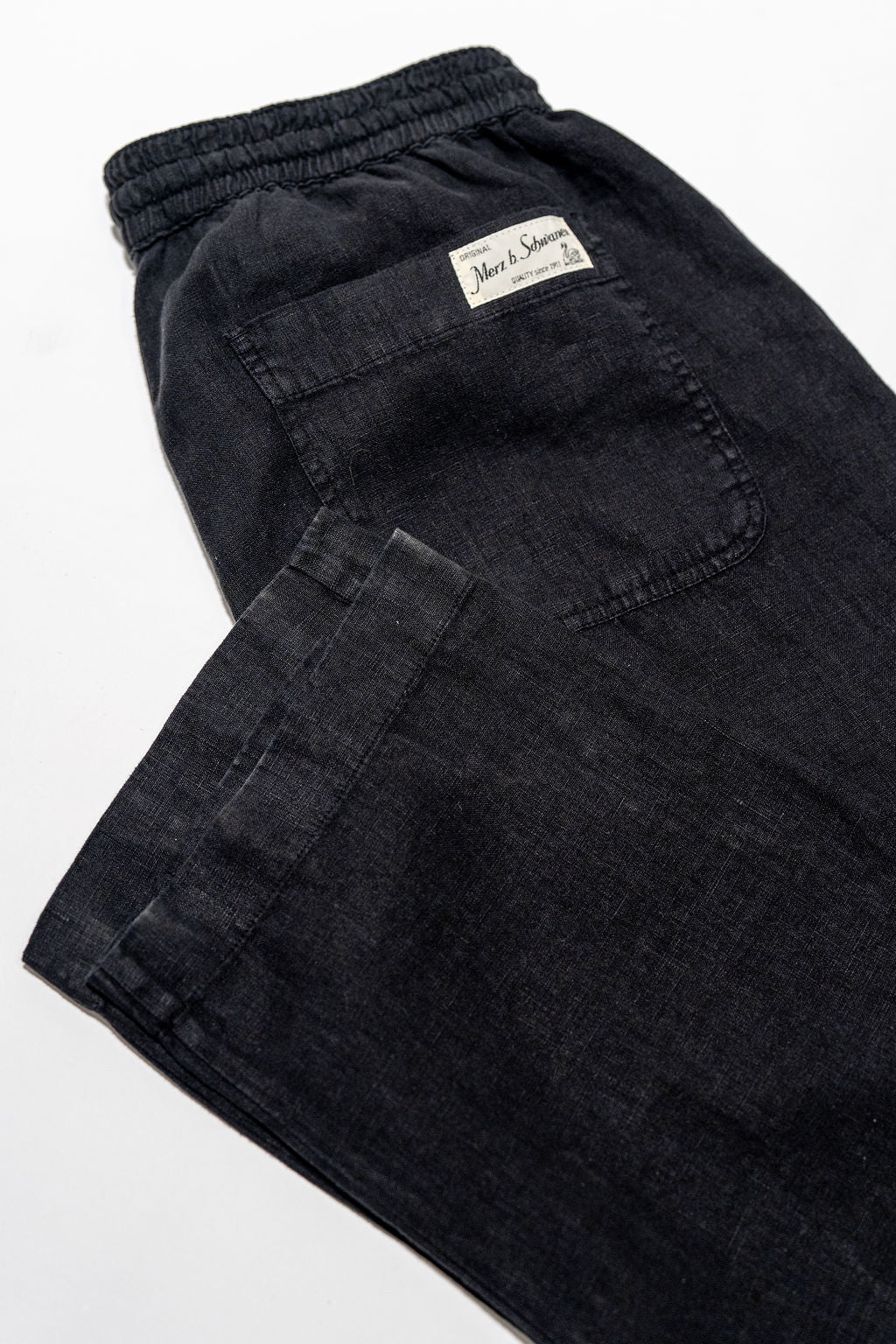 Merz b. Schwanen PANTS05LI Linen Workers Drawstring Pants - Deep Black - Image 8
