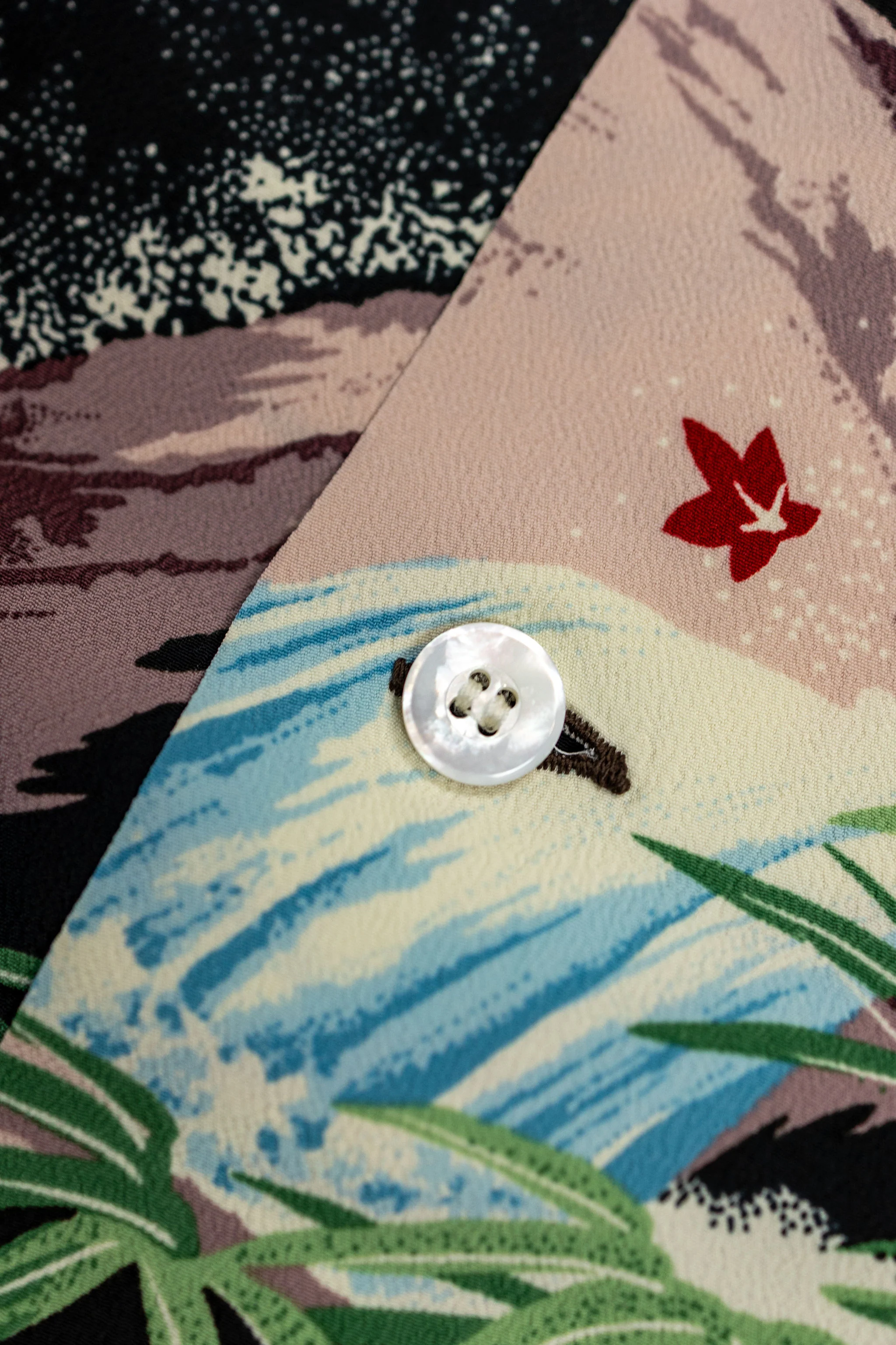 Sun Surf Special Edition "Sasa Tora" - Black - Image 8