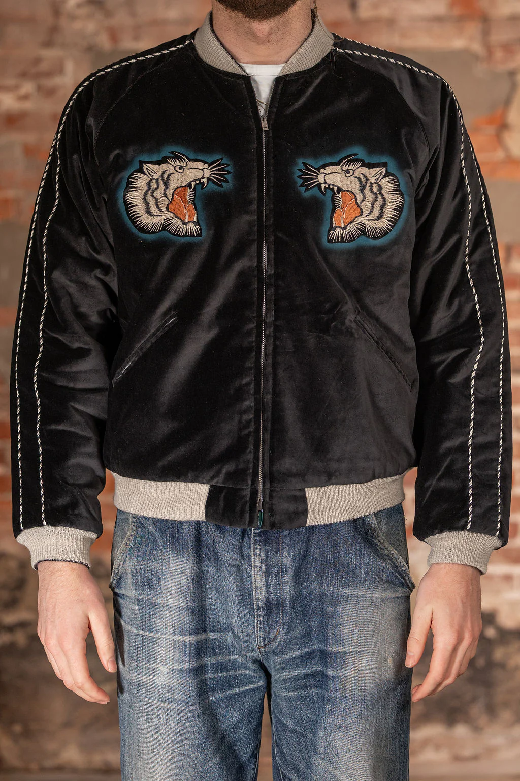 Tailor Toyo TT15809-119  Mid 1950s Style Quilted Souvenir Jacket “Stencil Paint” 60th Anniversary Special Edition - “Tiger Head” × “Eagle” - Image 4